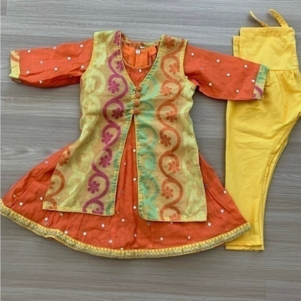 Silk dress from Jaipur in Yellow and Orange in size 2T
